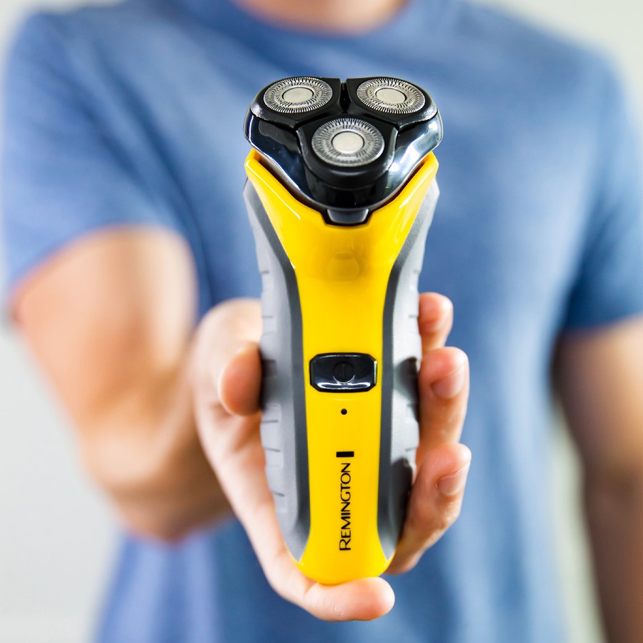 Remington Rotary Electric Shaver, Men's Stubble Beard Trimmer, Heavy Duty Pop-Up Trimmer