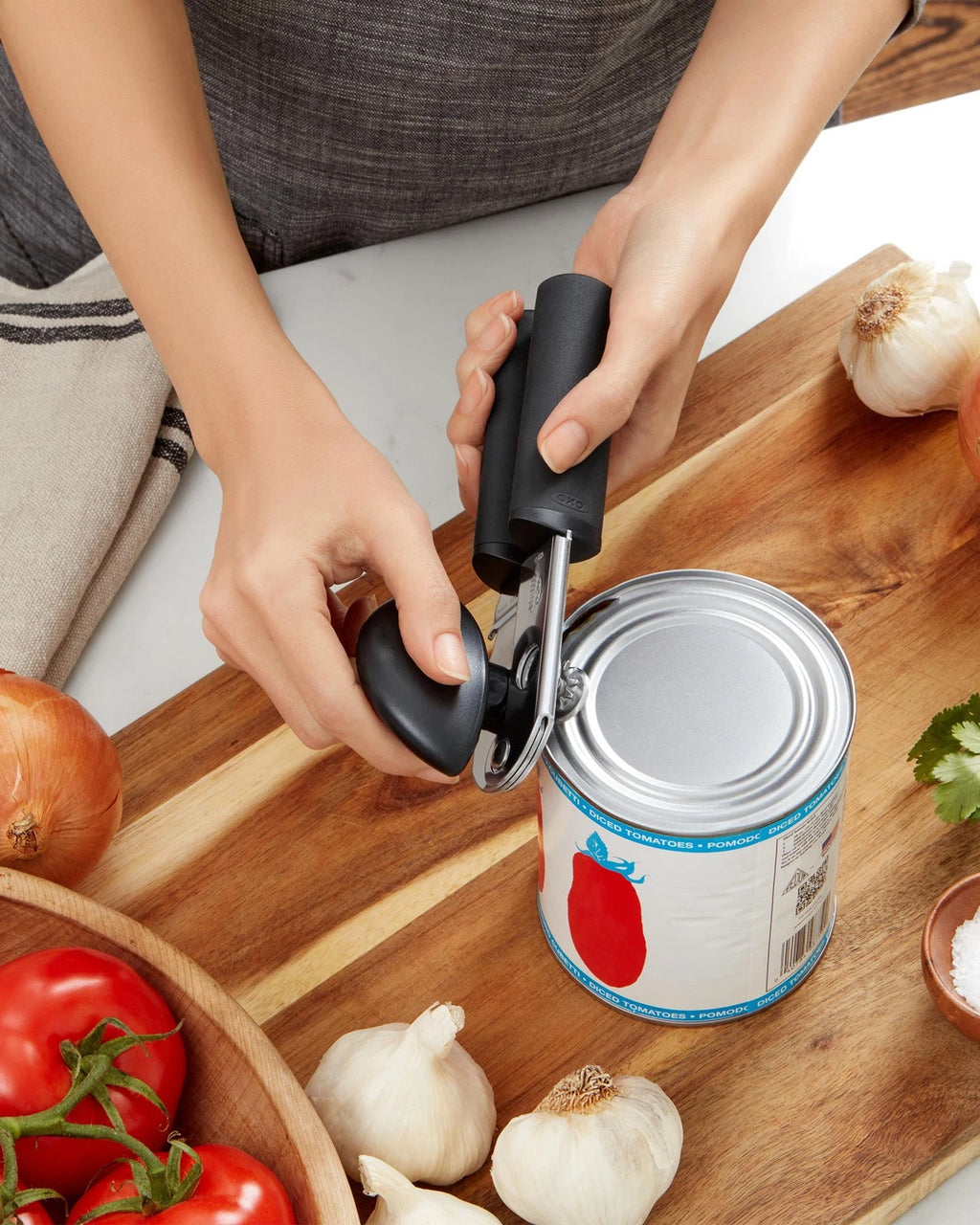 OXO Can Opener Large Knob Lid Can Opening Kitchen Gadget Bottle Open Gripper