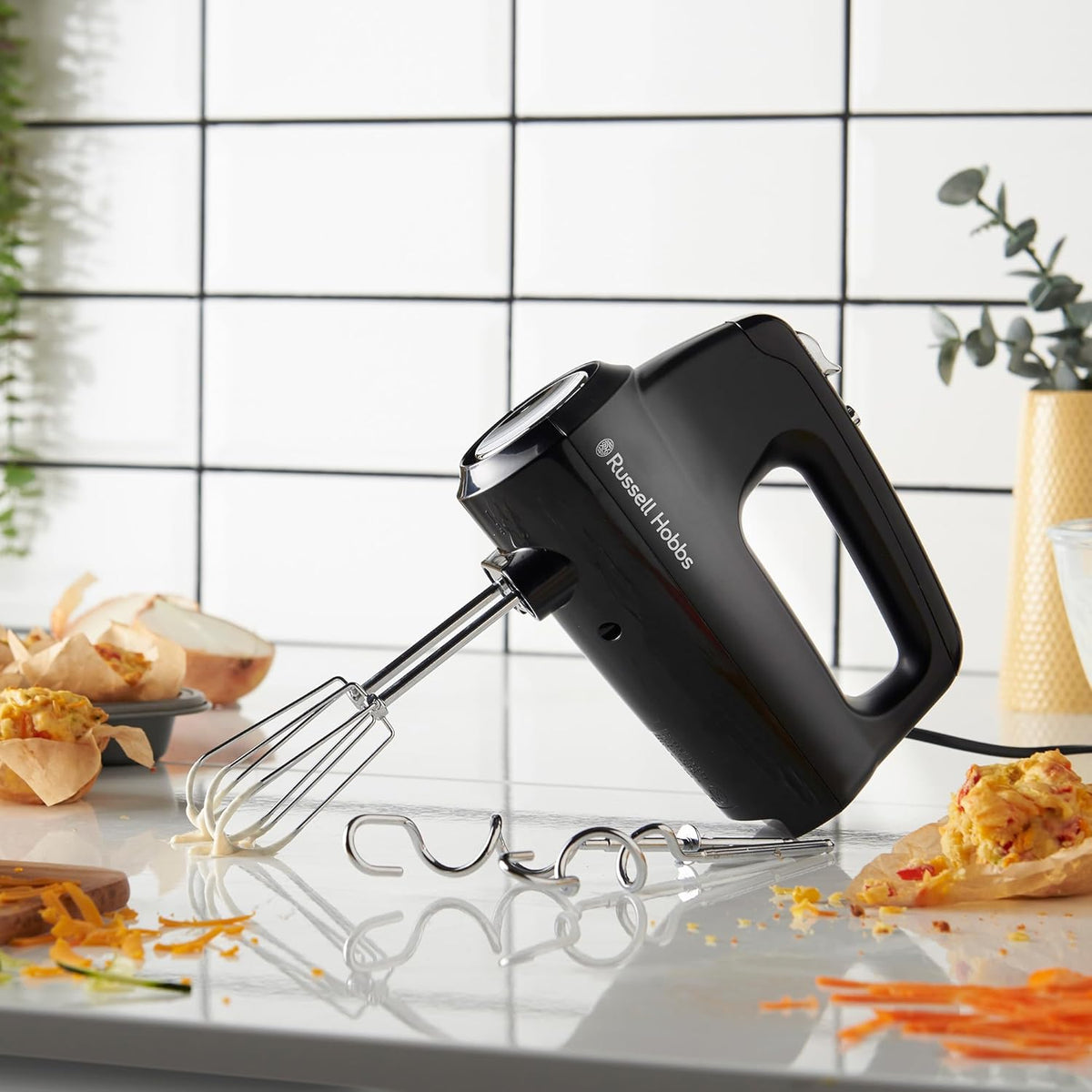 Russell Hobbs Hand Mixer 5 Speed | Egg Batter Whisk Batter Mixer Dough Hooks | Portable Kitchen Mixing