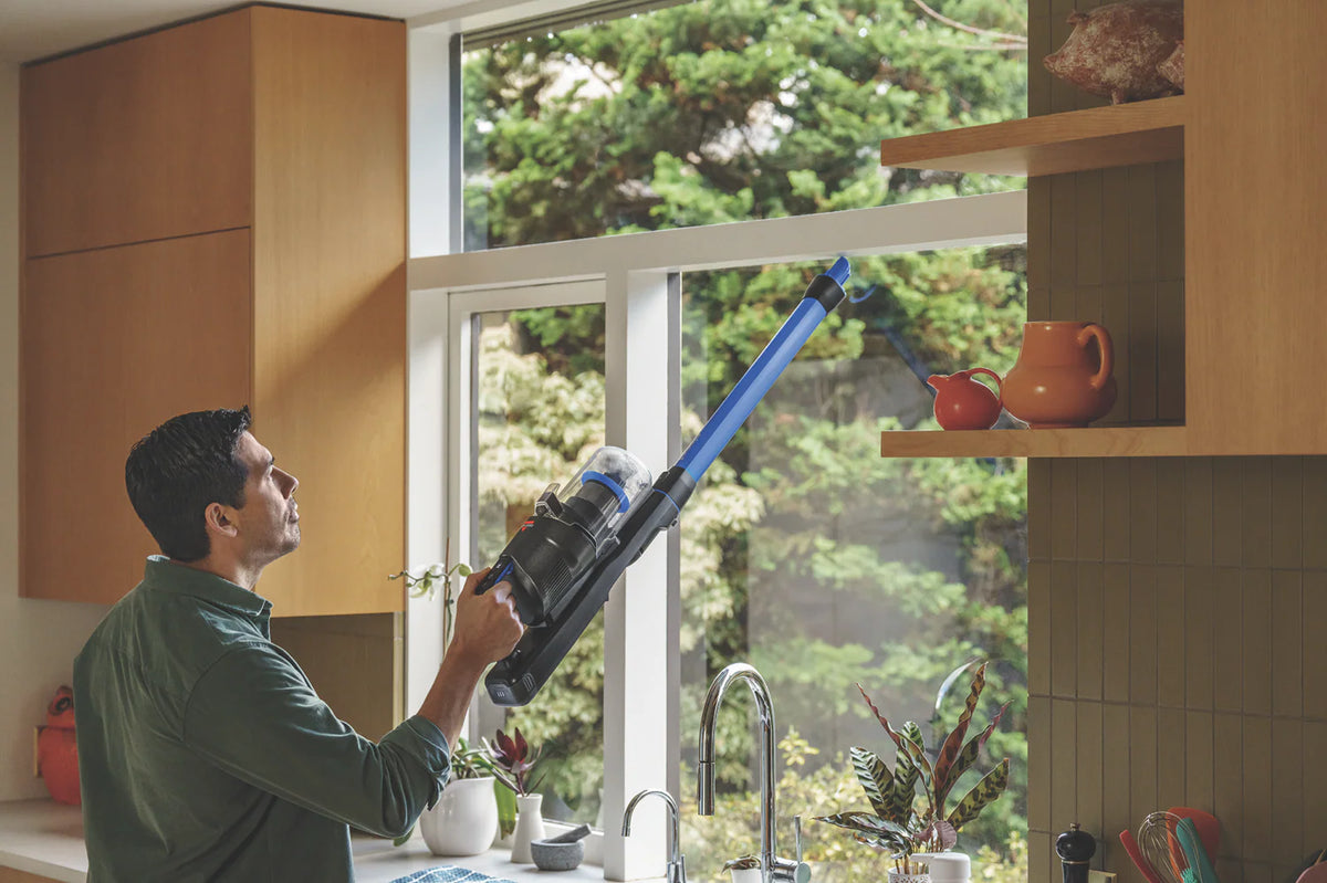 Bissell Cordless Stick Vacuum Pet Fur Carpet Rug Cleaner Vac 200W Upholstery Tangle-Free Brush