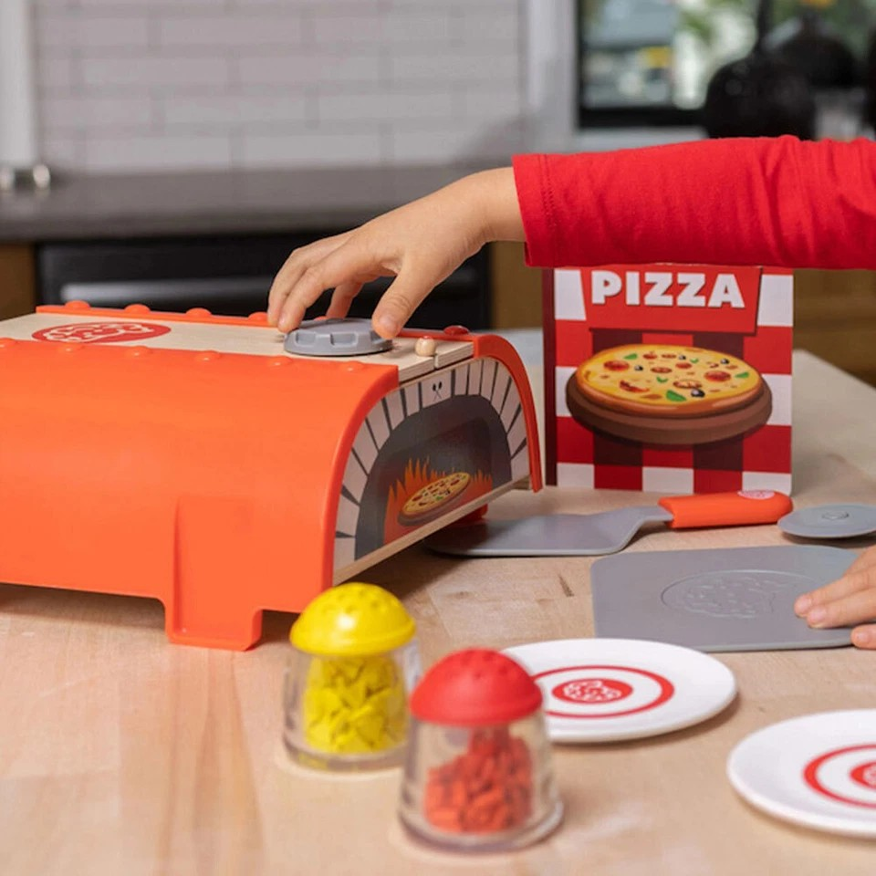 Pretendables Backyard Pizza Oven | Pretend Kitchen Kids/Childrens | Storage Box | Pizza Maker