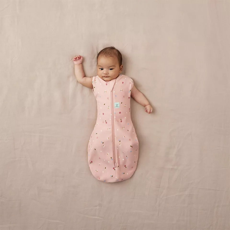 Ergopouch baby/Infant Cocoon Swaddle Bag Tog 1.0 Size 3-6 Months Daisies Print
