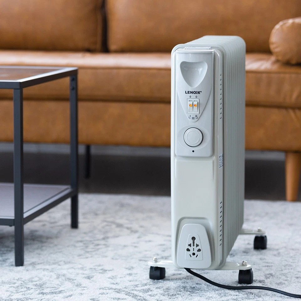 Lenoxx 2400W Electric Convection/Radiant  Heater | 11 Fin Oil Column Heater | Castors Wheels Incl | Clean Air Heating