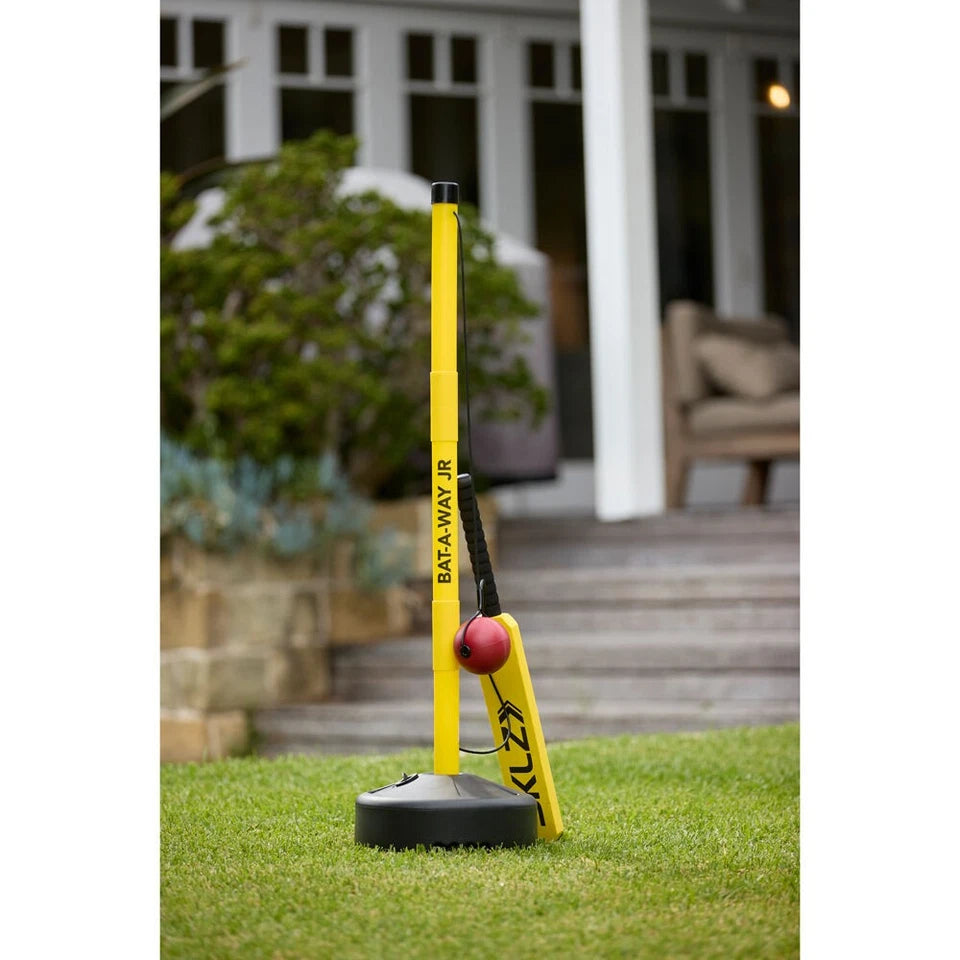 Junior Cricket Swing Trainer | Adjustable Bat-A-Way Equipment | Cricket Practice | Hand Eye Coordination